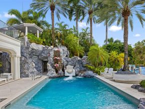 11 Bay Colony Lane, Fort Lauderdale FL 33308