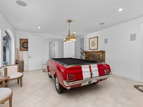 11 Bay Colony Lane, Fort Lauderdale FL 33308