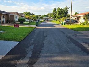 5712 NW 66th Ter, Tamarac FL 33321