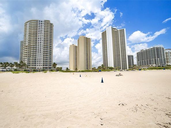 2800 N Ocean Dr B9A, West Palm Beach FL 33404