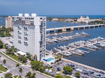 400 N Flagler Drive