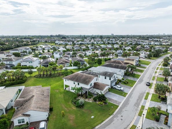4194 Marina Way, Deerfield Beach FL 33064