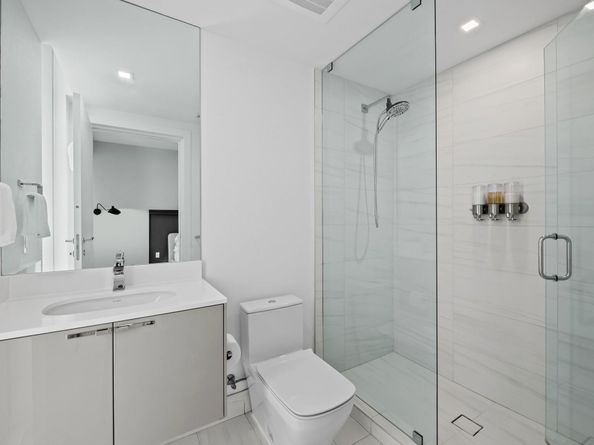 435 Bayshore Dr PH3, Fort Lauderdale FL 33304