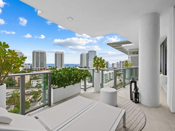 435 Bayshore Dr PH3, Fort Lauderdale FL 33304