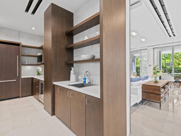 435 Bayshore Dr PH3, Fort Lauderdale FL 33304