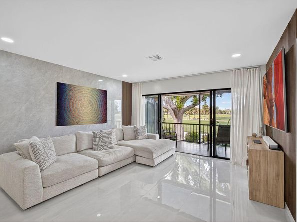 1731 Presidential Way C203, West Palm Beach FL 33401