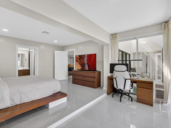 1731 Presidential Way C203, West Palm Beach FL 33401