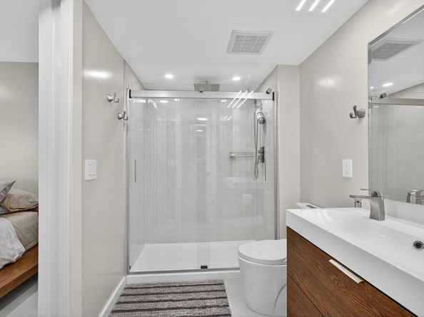 1731 Presidential Way C203, West Palm Beach FL 33401