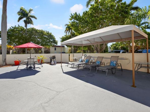 1731 Presidential Way C203, West Palm Beach FL 33401