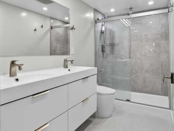1731 Presidential Way C203, West Palm Beach FL 33401