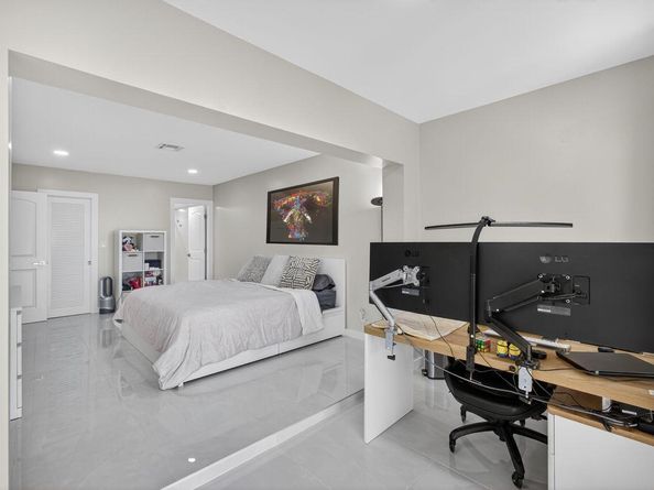 1731 Presidential Way C203, West Palm Beach FL 33401