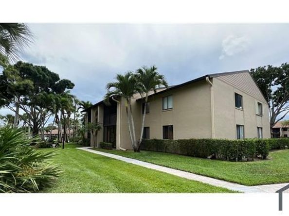 501 Shady Pine Way D1, Greenacres FL 33415