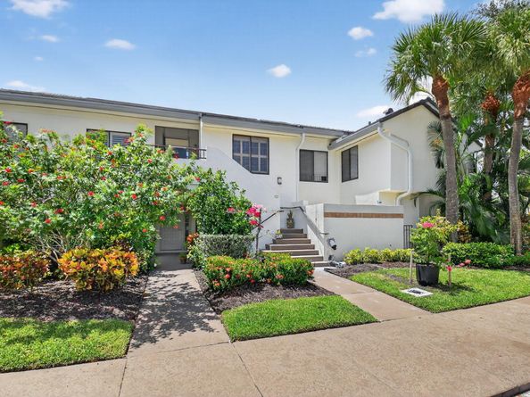 7458 Victory Lane 10103, Delray Beach FL 33446