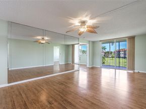 9720 S Hollybrook Lake Dr 205, Pembroke Pines FL 33025