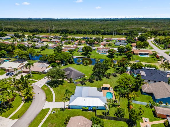 116 Santa Monica Avenue, Royal Palm Beach FL 33411