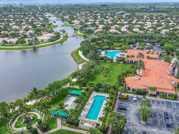 8052 Jolly Harbour Court, Wellington FL 33414