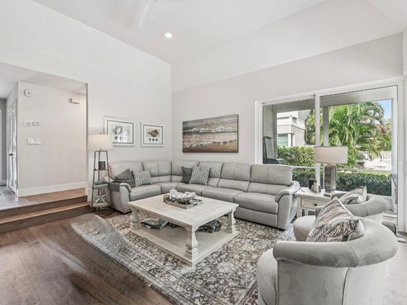 660 Forsyth Street 7, Boca Raton FL 33487