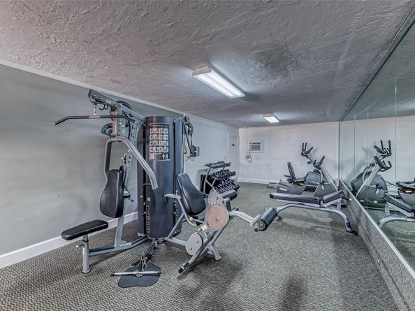 2220 NE 68th 1005, Fort Lauderdale FL 33308