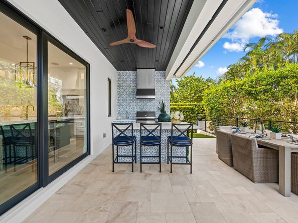2408 NE 27th Ave, Fort Lauderdale FL 33305