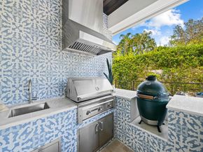 2408 NE 27th Ave, Fort Lauderdale FL 33305