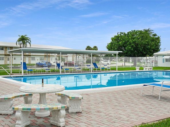 3121 E Golf Blvd, Pompano Beach FL 33064