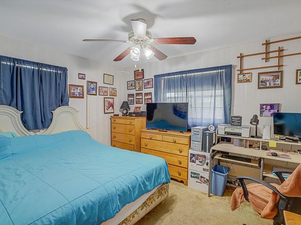 864 Caroline Avenue, West Palm Beach FL 33413