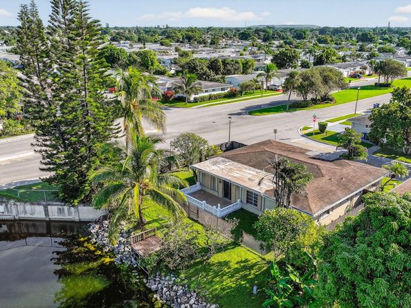 1190 NW 69th Avenue, Margate FL 33063