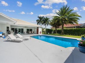 15900 Meadow Wood Drive, Wellington FL 33414