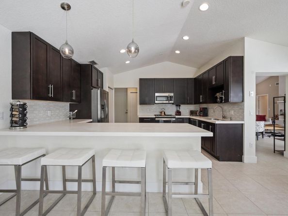 15900 Meadow Wood Drive, Wellington FL 33414