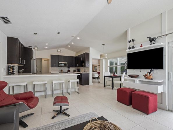 15900 Meadow Wood Drive, Wellington FL 33414