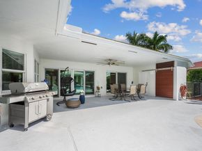 15900 Meadow Wood Drive, Wellington FL 33414
