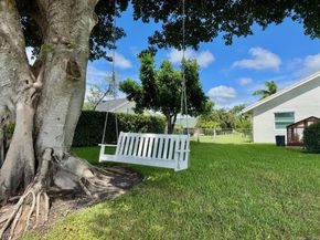 15900 Meadow Wood Drive, Wellington FL 33414