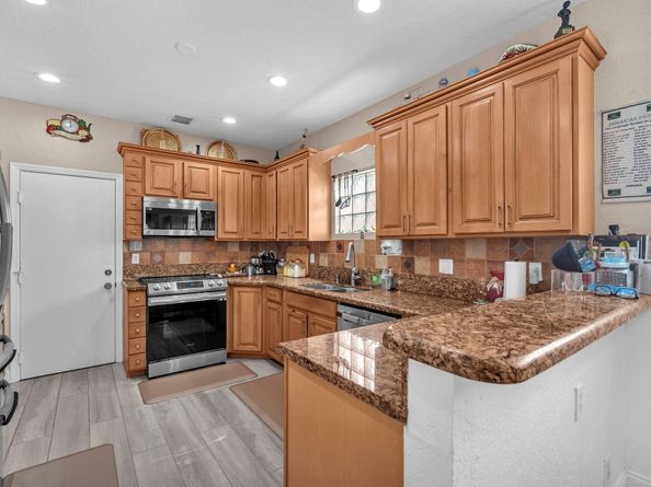 3471 NW 112th Ave, Coral Springs FL 33065