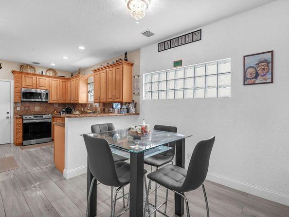 3471 NW 112th Ave, Coral Springs FL 33065