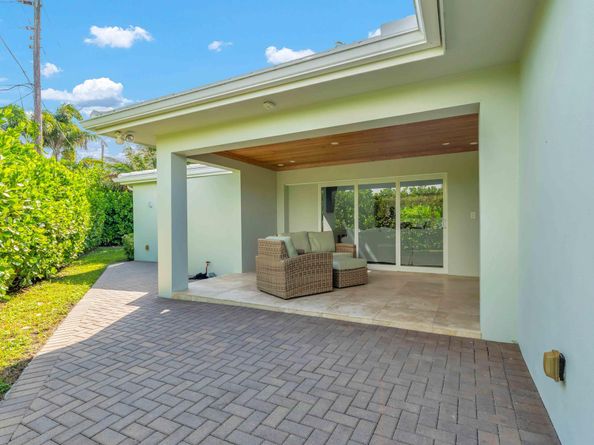 471 N Juno Lane, Juno Beach FL 33408