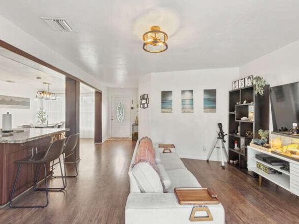 2630 NE 10th Avenue, Pompano Beach FL 33064