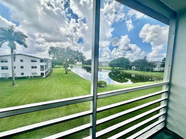 583 Fanshaw N, Boca Raton FL 33434