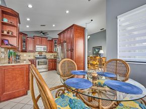19284 Cherry Hills Ter, Boca Raton FL 33498