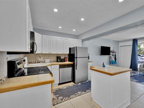 4627 Bougainvilla Dr 1A, Lauderdale By The Sea FL 33308