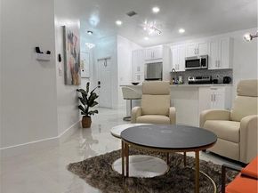 6354 Buena Vista Dr, Margate FL 33063