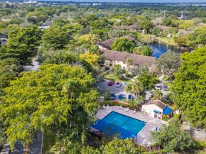 3211 S Carambola Cir S 23106, Coconut Creek FL 33066