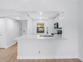 3211 S Carambola Cir S 23106, Coconut Creek FL 33066