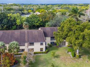 3211 S Carambola Cir S 23106, Coconut Creek FL 33066