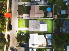 6370 Plunkett Street, Hollywood FL 33023