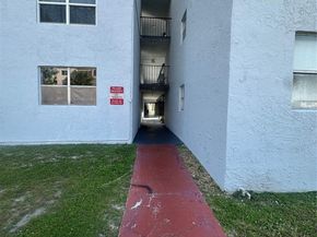 2800 Somerset Dr J107, Lauderdale Lakes FL 33311