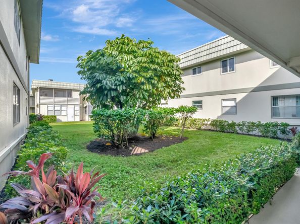 195 Monaco E 195, Delray Beach FL 33446