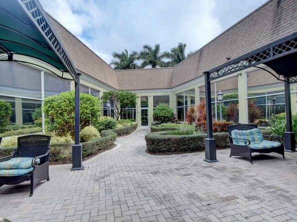 195 Monaco E 195, Delray Beach FL 33446