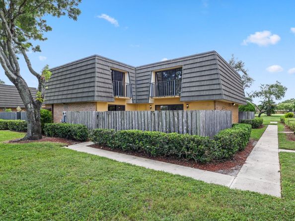 1023 10th Way, West Palm Beach FL 33407