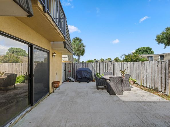 1023 10th Way, West Palm Beach FL 33407