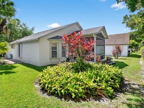 412 Trotters Lane, Greenacres FL 33413